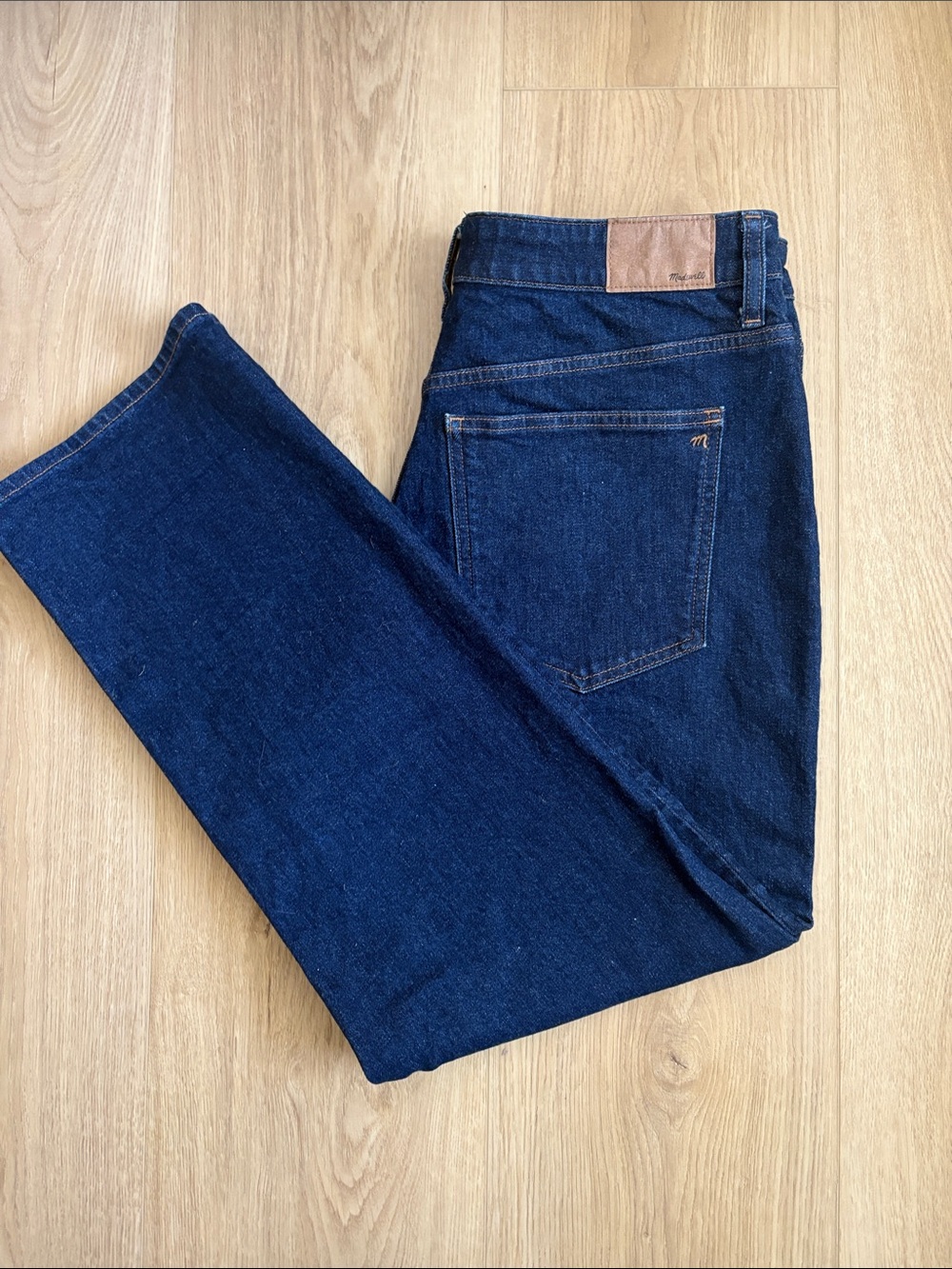 Madewell Indigo Curvy 90’s Straight Jeans